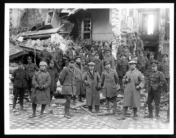 (1) C.1436 - Chinese students on a visit to the British Western Front