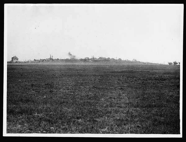 (10) C.1882 - Shells falling in Monchy - Allies > French - First World ...