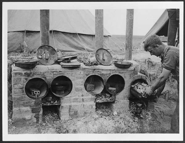 (133) D.1363 - Tommy's novel oven made out of oil drums