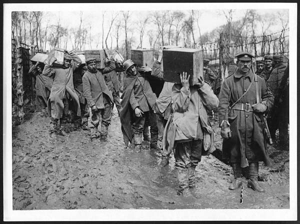 (14) D.1234 - Food at last! - Germans - First World War 'Official ...