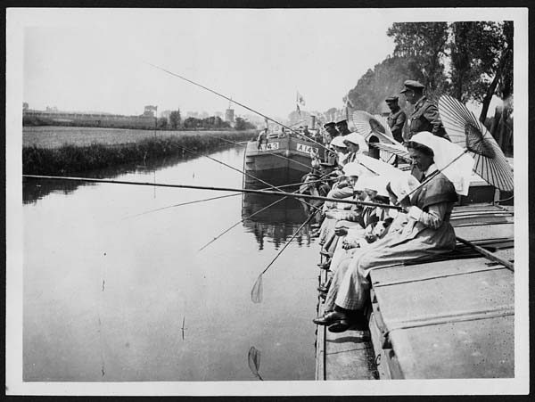 (103) L.658 - Sisters fishing from a Red Cross Barge