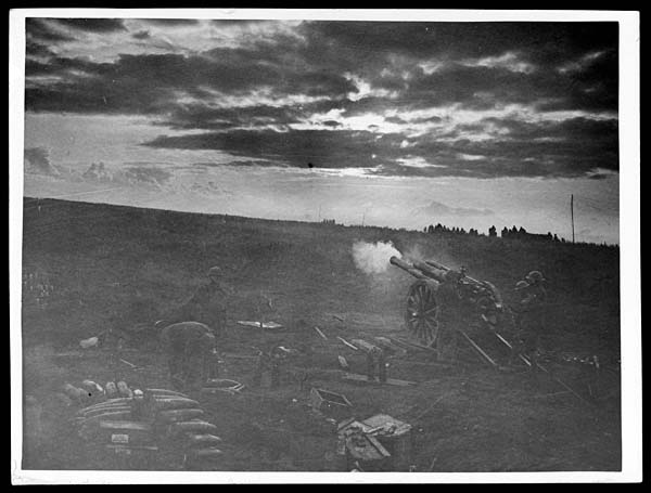 (12) L.1166 - Field gun firing a barrage during the advance at Cambrai, France, during World War I