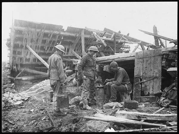 (154) X.35010 - Cooking dinner amid the ruins of Thilloy, near Bapaume