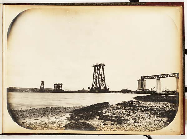 (23) Three cantilevers from the south shore on the occasion of Queensferry superstructure attaining its full height