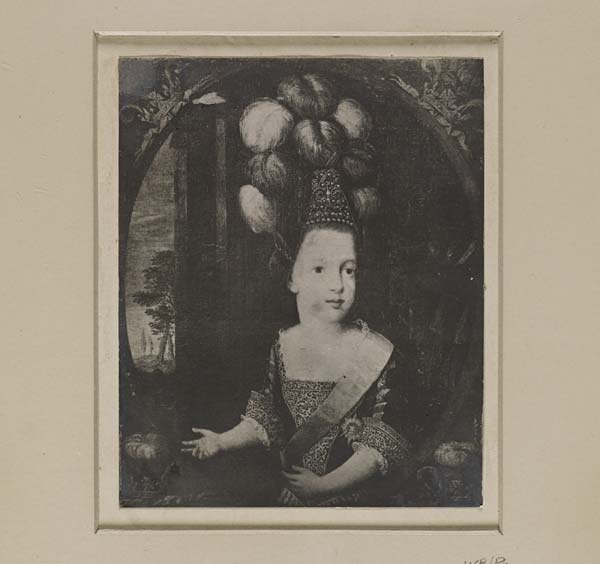 (78) Blaikie.SNPG.13.17 B - Portrait of Prince James as child in dress