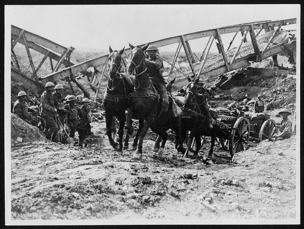 (14) L.1180 - Artillery passing through the Canal du Nord by a ...