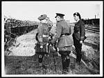 D.3263Field Marshal Sir Douglas Haig talking to a Sergt. Major of the Gordon Highlanders who formed the Guard of Honour