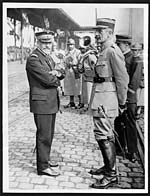 D.1556Waiting to receive Lt. General Pershing Chief of American Expeditionary Force -- Admiral Ronach