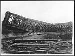 D.1072Blown up railway bridge across the Somme near Peronne